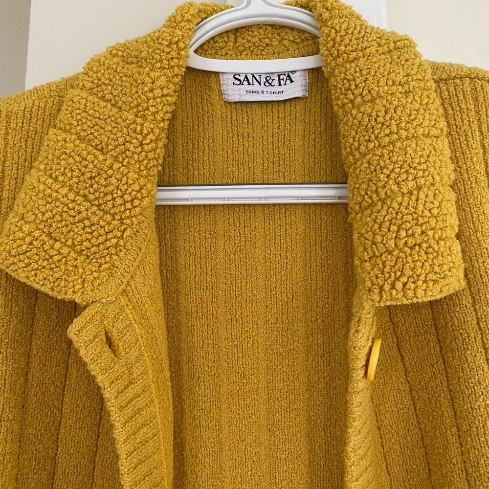 Women's Cardigan - Picture 10 of 13